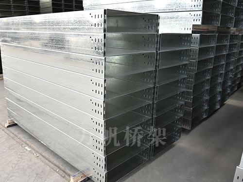 ��\�������